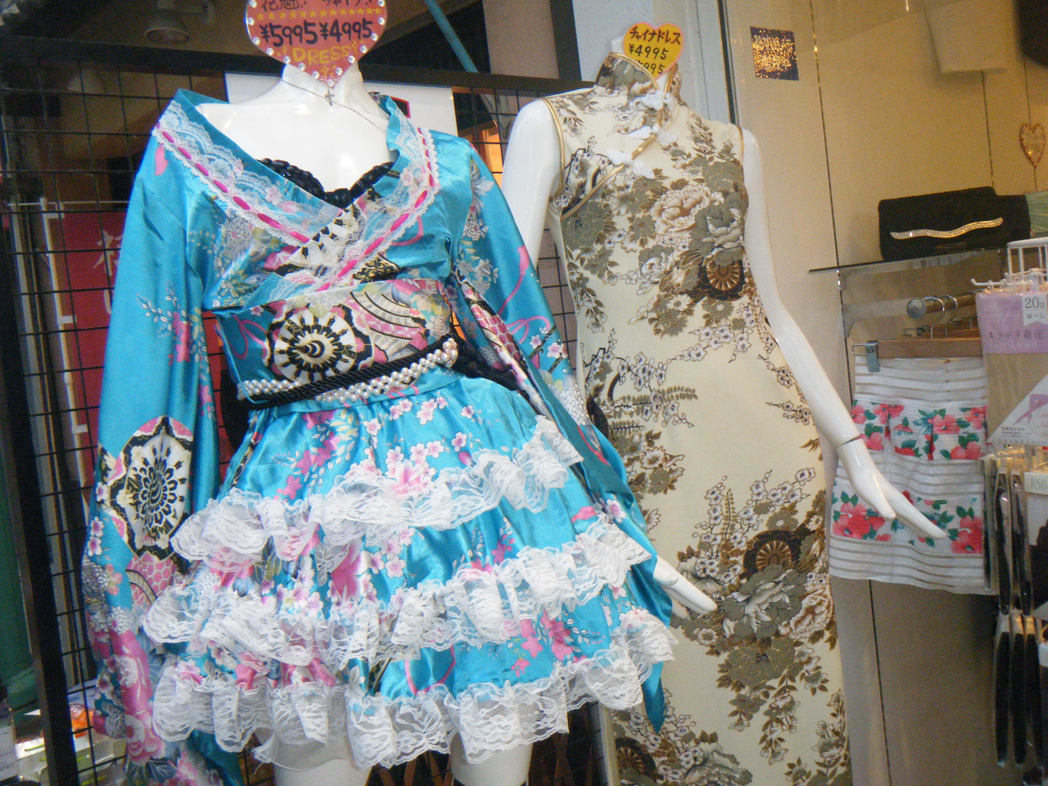 AS COLLECTION Ⅳ 他のお店には置いていない商品もありますので、ぜひご覧ください。